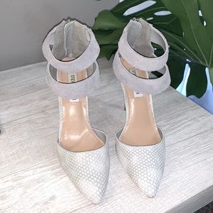 Steve Madden Snake print and suede heel